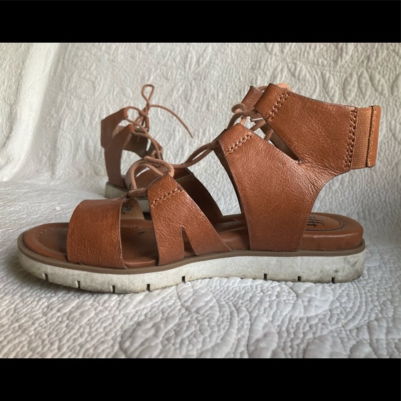 Sofft | Tan Málaga Gladiator Sandal | 6 - Picture 4 of 7